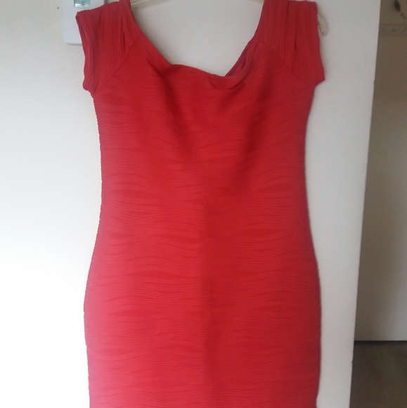 Dress - Picture 2 of 5